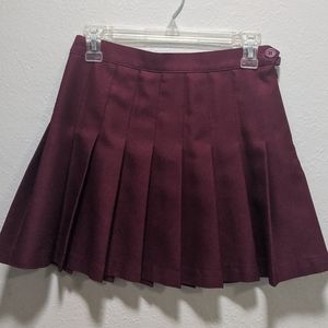 American Apparel Pleated Tennis Skirt Burgundy SzM